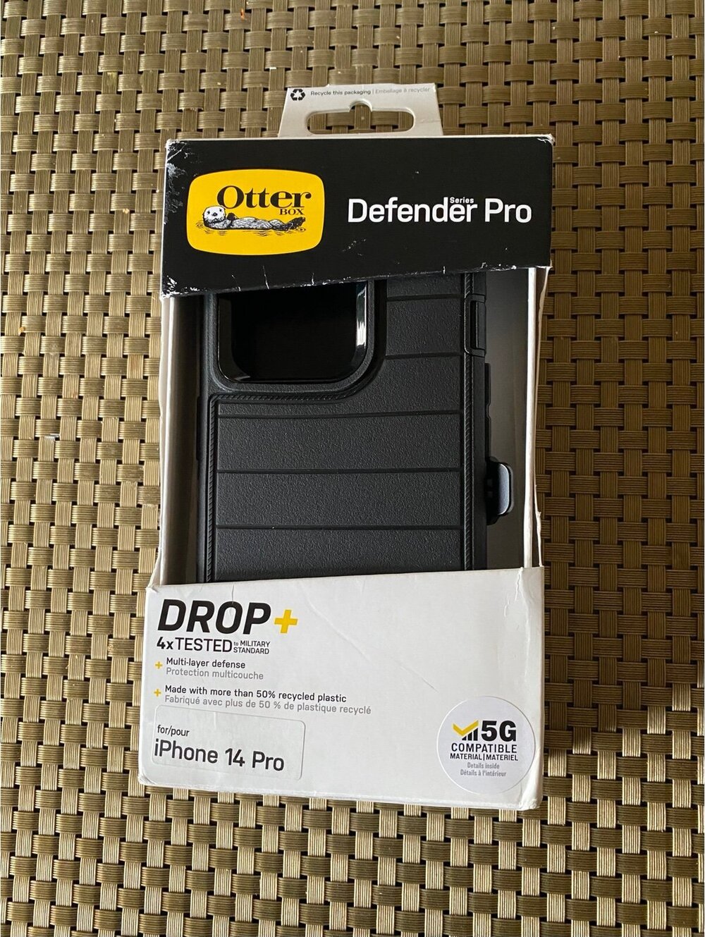 OtterBox Defender Series Pro Case for iPhone 14 Pro Black